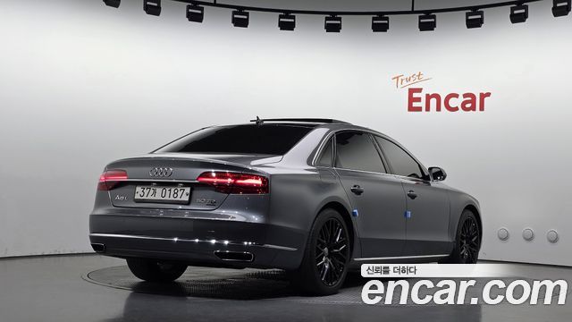 Audi A8 50 TDI Quattro Design LWB D4 — пробег 170 830 км — фото 2 из 5