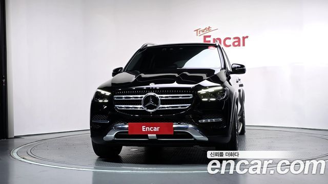 Mercedes-Benz GLE-Class GLE300d 4MATIC — пробег 71 656 км — фото 3 из 5