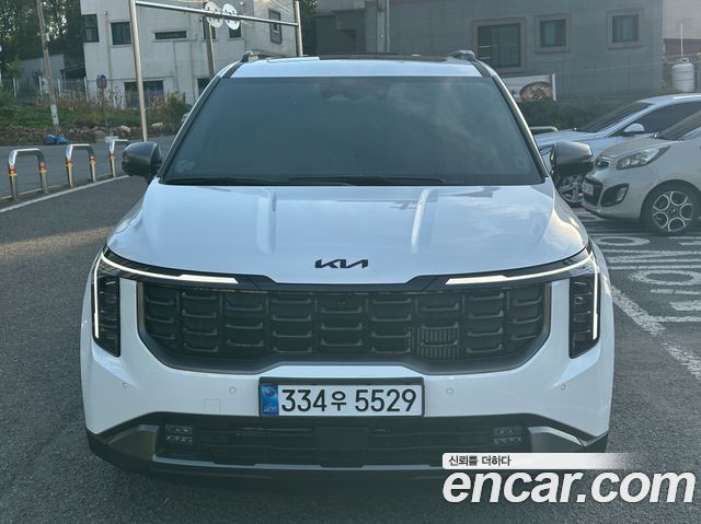 Kia Carnival HEV 7-Seater X Line — пробег 9 100 км — фото 1 из 5