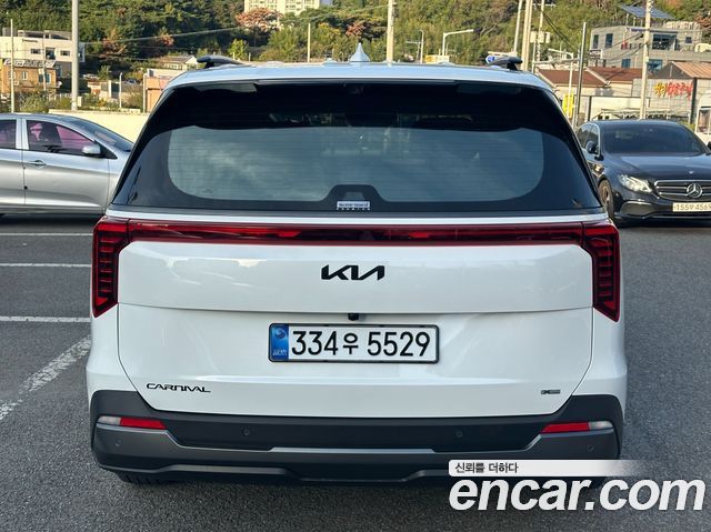 Kia Carnival HEV 7-Seater X Line — пробег 9 100 км — фото 4 из 5