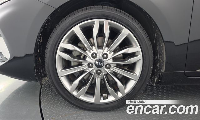 Kia K7 из Кореи Encar