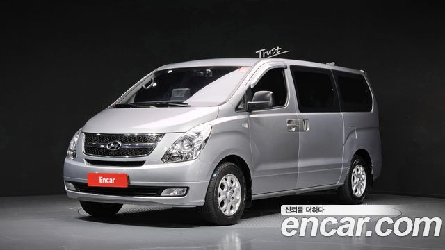 Hyundai Starex 11-Seater Wagon CVX Luxury — пробег 148 026 км — фото 1 из 5