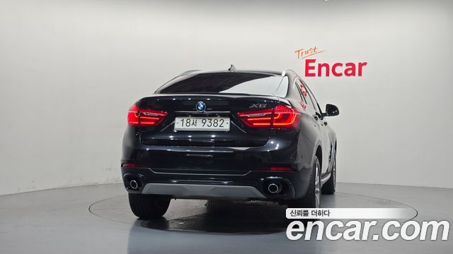 BMW X6 xDrive 30d — пробег 282 824 км — фото 4 из 5