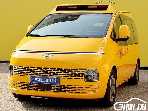 Hyundai Staria L3.5 Kinder Safety Car 15-Seater — пробег 122 835 км — фото 1 из 5
