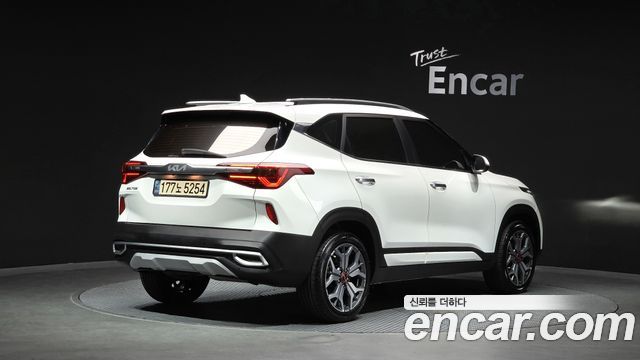 Kia Seltos Diesel 1.6 2WD Signature — пробег 142 783 км — фото 2 из 5