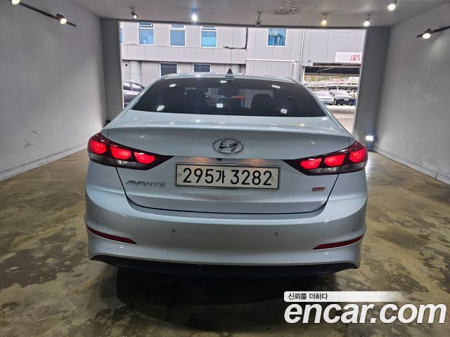 Hyundai AVANTE 1.6 GDI Smart — пробег 98 645 км — фото 5 из 5