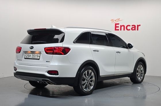Kia Sorento Diesel 2.0 2WD Prestige — пробег 155 060 км — фото 2 из 5