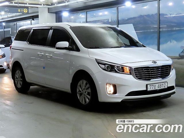 Kia Carnival 6-seater Wheelchair lift — пробег 234 408 км — фото 1 из 5
