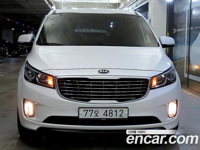 Kia Carnival 6-seater Wheelchair lift — пробег 234 408 км — фото 3 из 5