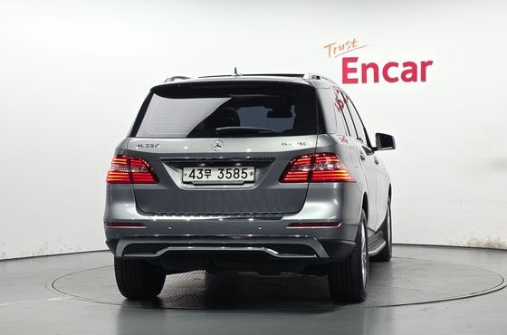 Mercedes-Benz M-class ML350 BlueTEC 4MATIC — пробег 90 285 км — фото 4 из 5