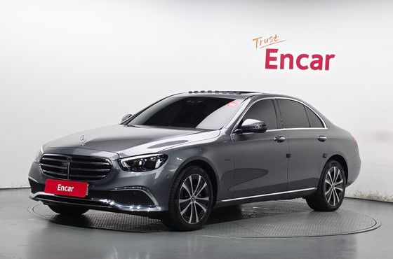 Mercedes-Benz E-Class E300e 4MATIC Exclusive — пробег 76 758 км — фото 1 из 5