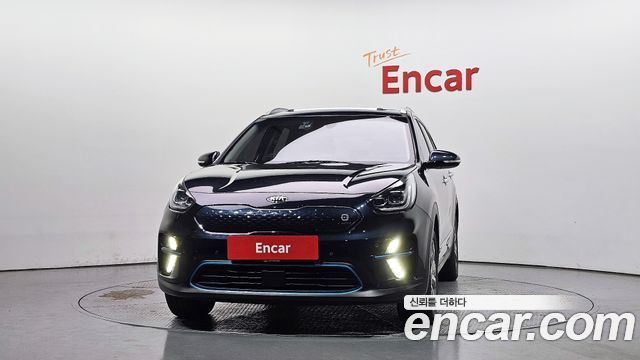 Kia Niro Noblesse — пробег 180 028 км — фото 3 из 5