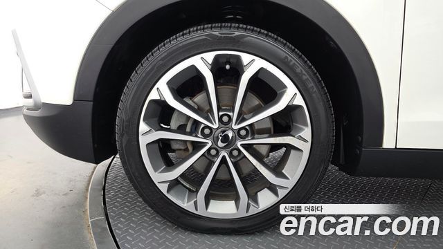 Ssangyong TIBOLI из Кореи Encar