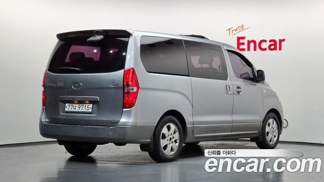 Hyundai Starex 11-Seater Wagon HVX VIP PACK — пробег 170 742 км — фото 2 из 5