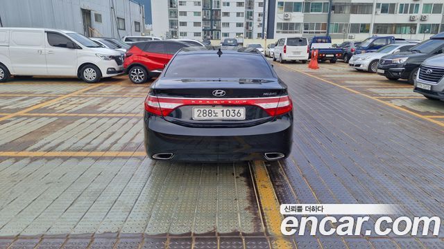 Hyundai Grandeur HG240 Luxury — пробег 207 103 км — фото 4 из 5