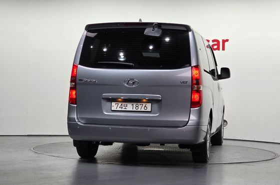 Hyundai Starex Wagon 12-Seater Modern — пробег 18 476 км — фото 4 из 5