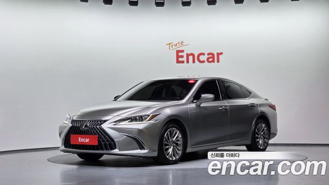 Lexus ES Luxury Plus — пробег 80 561 км — фото 1 из 5