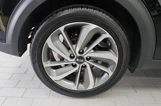 Kia Niro Prestige — пробег 136 360 км — фото 5 из 5