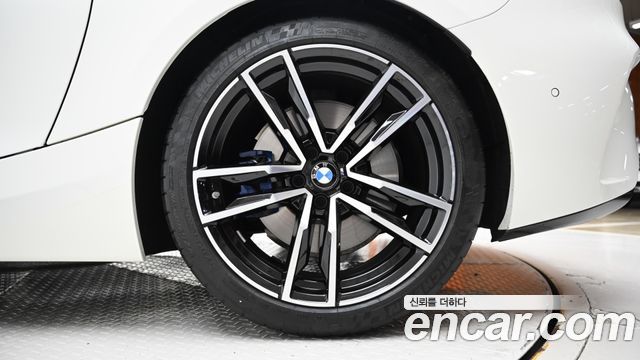 BMW Z4 sDrive20i M Sport — пробег 4 075 км — фото 5 из 5