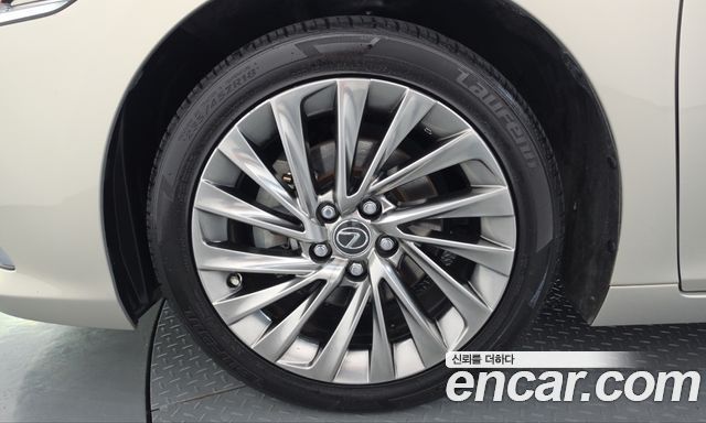 Lexus ES из Кореи Encar