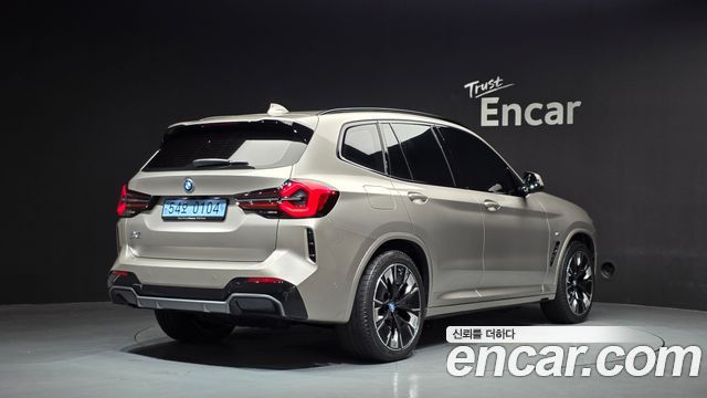BMW iX3 M Sports — пробег 9 437 км — фото 2 из 5