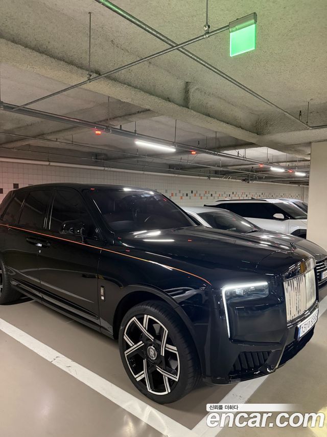 Rolls-Royce Cullinan 6.7 V12 — пробег 32 000 км — фото 3 из 5