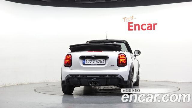 Mini Cooper Convertible JCW 3rd — пробег 14 341 км — фото 4 из 5