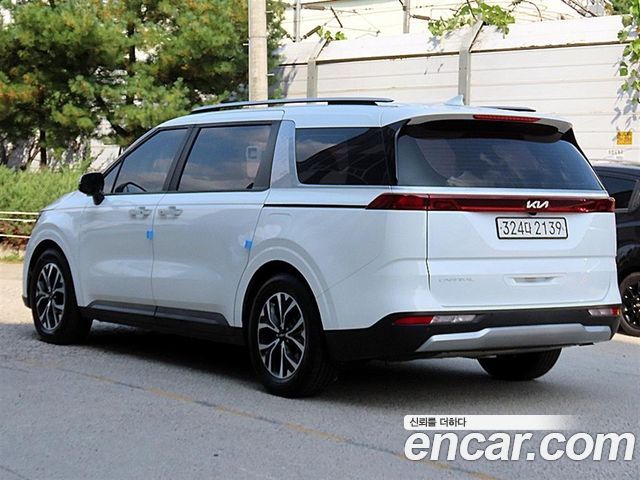 Kia Carnival Gasoline 9-Seater Prestige — пробег 142 000 км — фото 3 из 5