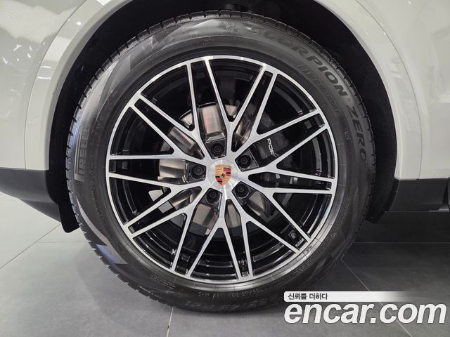 Porsche Cayenne 3.0 — пробег 832 км — фото 5 из 5