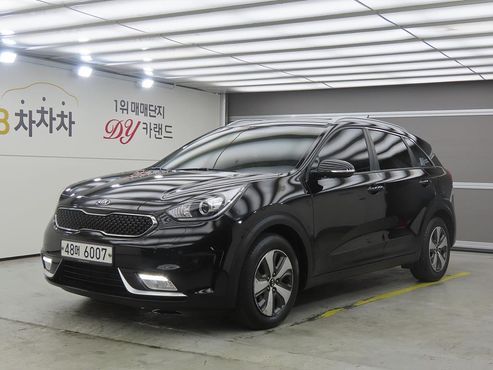 Kia Niro Luxury — пробег 146 993 км — фото 1 из 5