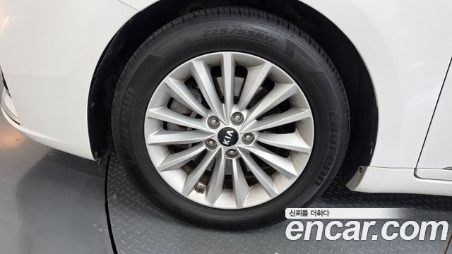 Kia K7 из Кореи Encar