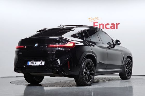 BMW X4 xDrive20i M Sport Pro Special Edition — пробег 10 901 км — фото 2 из 5