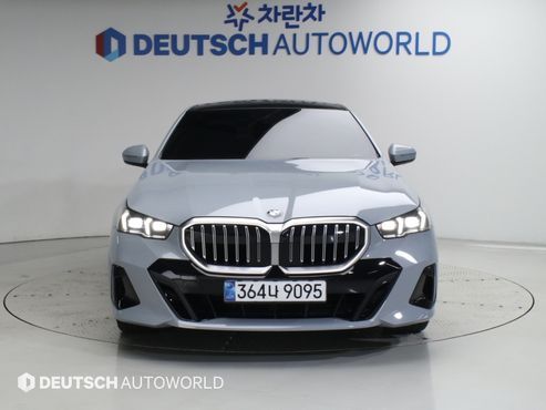 BMW 5-Series 520i M Sport — пробег 11 298 км — фото 3 из 5