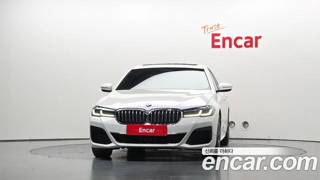BMW 5-Series 530i xDrive M Sport Package — пробег 21 338 км — фото 3 из 5