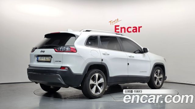 Jeep Cherokee 2.4 Limited 2WD — пробег 51 090 км — фото 2 из 5