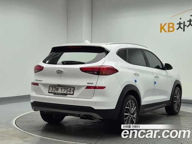 Hyundai Tucson Diesel 2.0 2WD Premium — пробег 101 000 км — фото 3 из 5