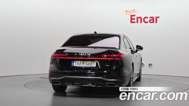 Audi A6 45 TFSI Quattro S Line — пробег 7 050 км — фото 4 из 5