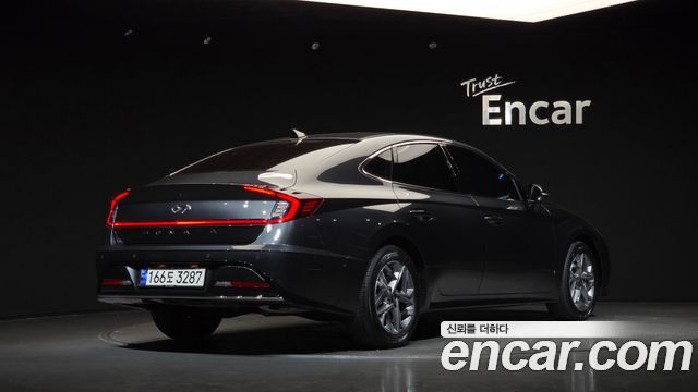 Hyundai Sonata 2.0 Premium Plus — пробег 28 831 км — фото 2 из 5