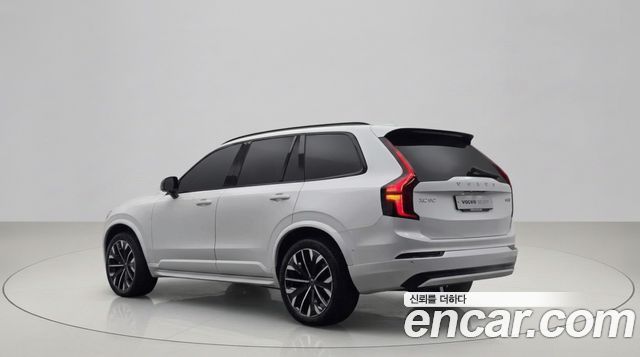 Volvo XC90 B6 Ultra Bright — пробег 2 625 км — фото 4 из 5