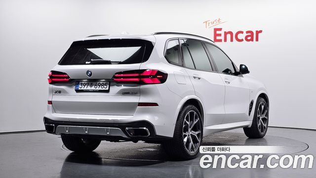 BMW X5 xDrive 30d M Sport — пробег 7 377 км — фото 2 из 5