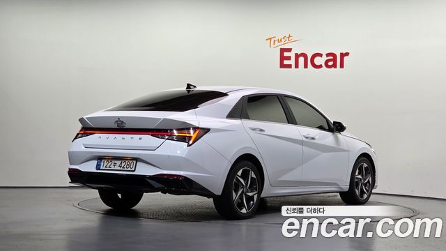 Hyundai AVANTE из Кореи Encar