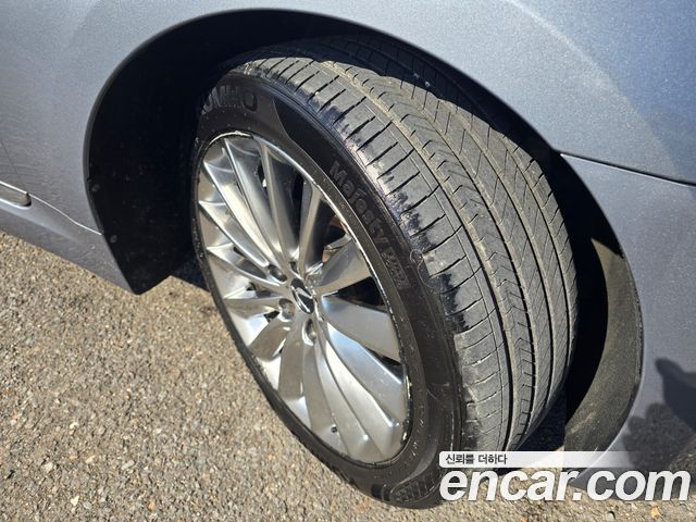 Hyundai Equus из Кореи Encar