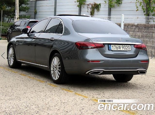Mercedes-Benz E-Class из Кореи Encar