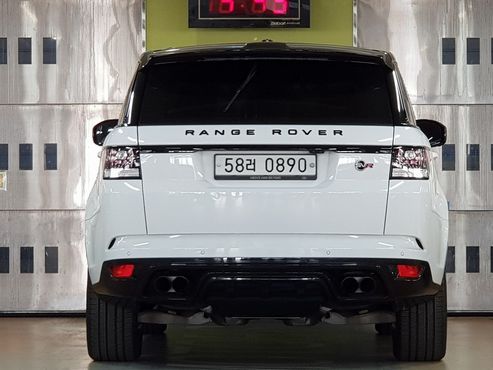 Land Rover Range Rover Sport 5.0 SVR — пробег 18 200 км — фото 4 из 5