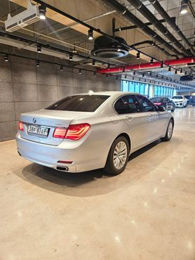 BMW 7-Series 740i — пробег 100 000 км — фото 5 из 5