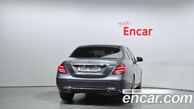 Mercedes-Benz E-Class E300 4MATIC Avnatgarde — пробег 84 355 км — фото 4 из 5