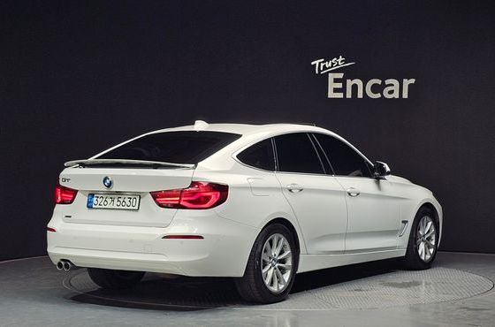 BMW Gran Turismo GT 320d Premium — пробег 102 111 км — фото 2 из 5