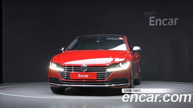 Volkswagen Arteon 2.0 TDI Premium — пробег 64 773 км — фото 3 из 5