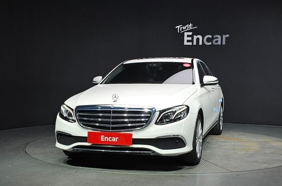 Mercedes-Benz E-Class E220d 4MATIC Exclusive — пробег 115 651 км — фото 3 из 5