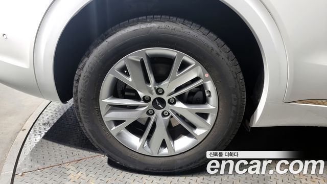 Genesis GV70 из Кореи Encar